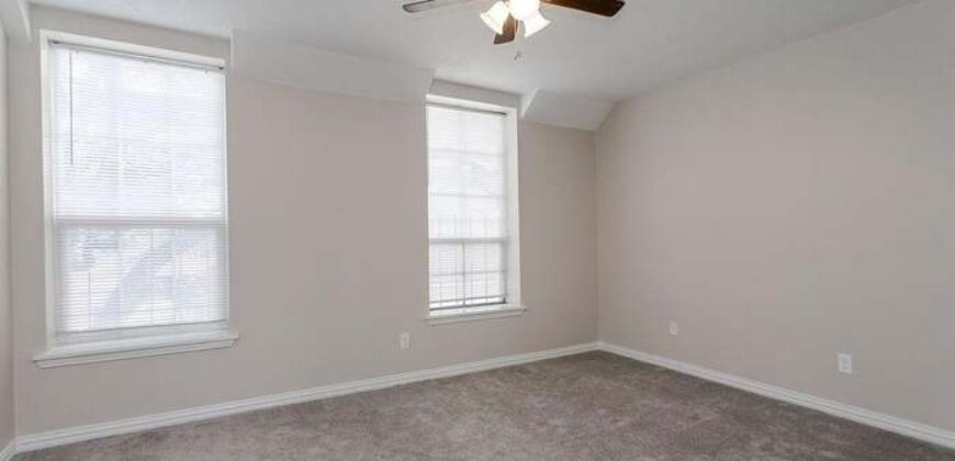 9808 Valley Meadow Pl, Dallas, TX 75220