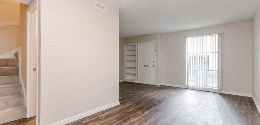 9808 Valley Meadow Pl, Dallas, TX 75220