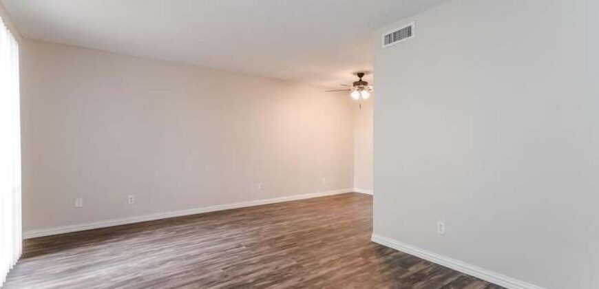 9808 Valley Meadow Pl, Dallas, TX 75220
